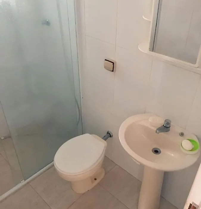 Enseada Guarujá, apartamento a 200 metros da praia-1