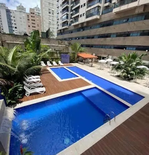 Flat Capitania Varam Guarujá com varanda gourmet